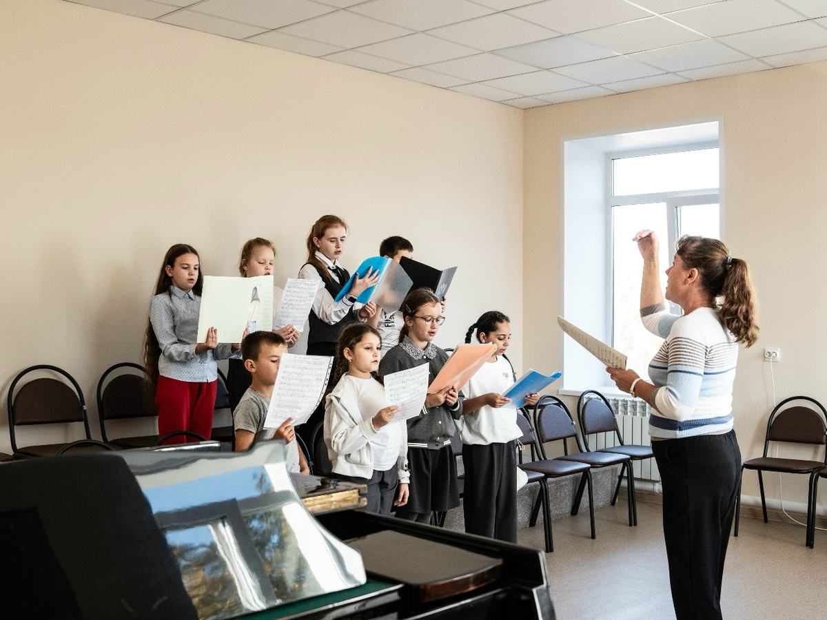 Занятие в обновлённой Спасской школе искусств